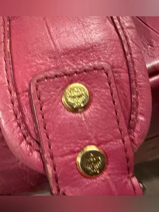 MCM Stark Large Fuchsia Croc-Embossed Leather Full Size Backpack - Picture 5 of 14